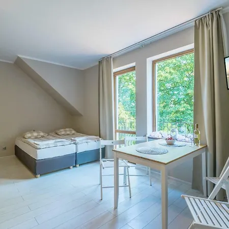 Przystan Przy Lesie B&B 얀타르