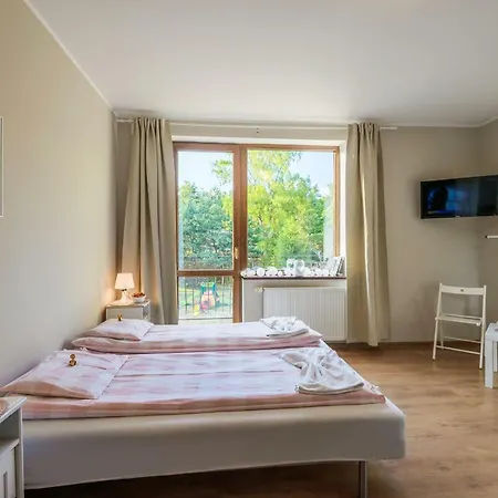 Przystan Przy Lesie Jantar